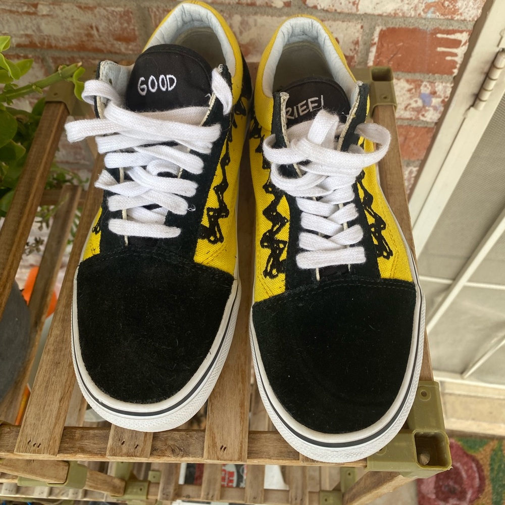 Vans peanut collection size 8.5 women